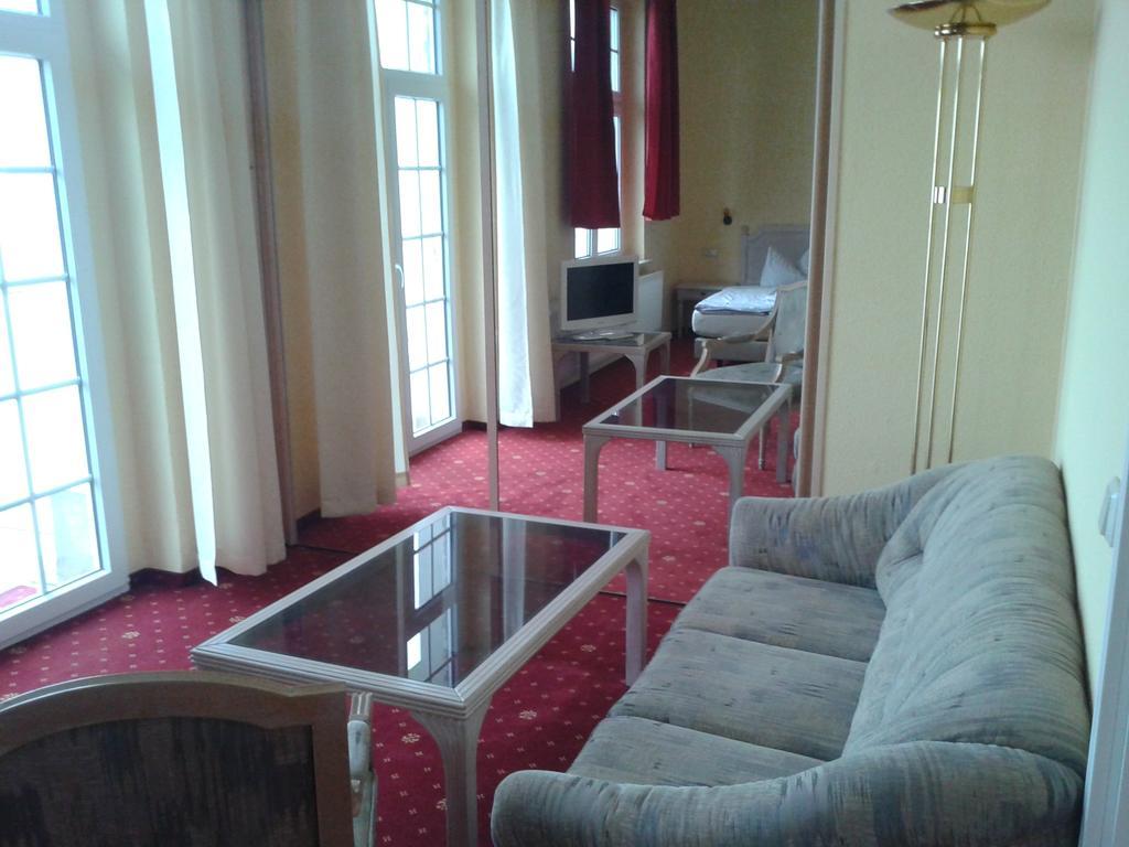 Hotel Stubenberg Gernrode  Quarto foto