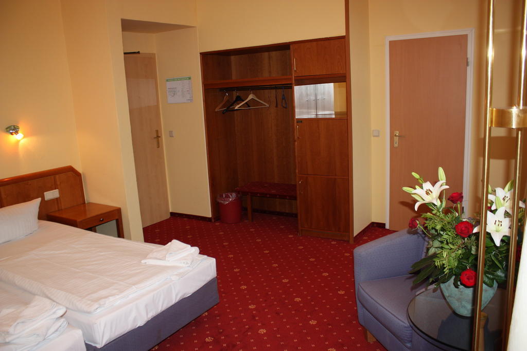 Hotel Stubenberg Gernrode  Quarto foto