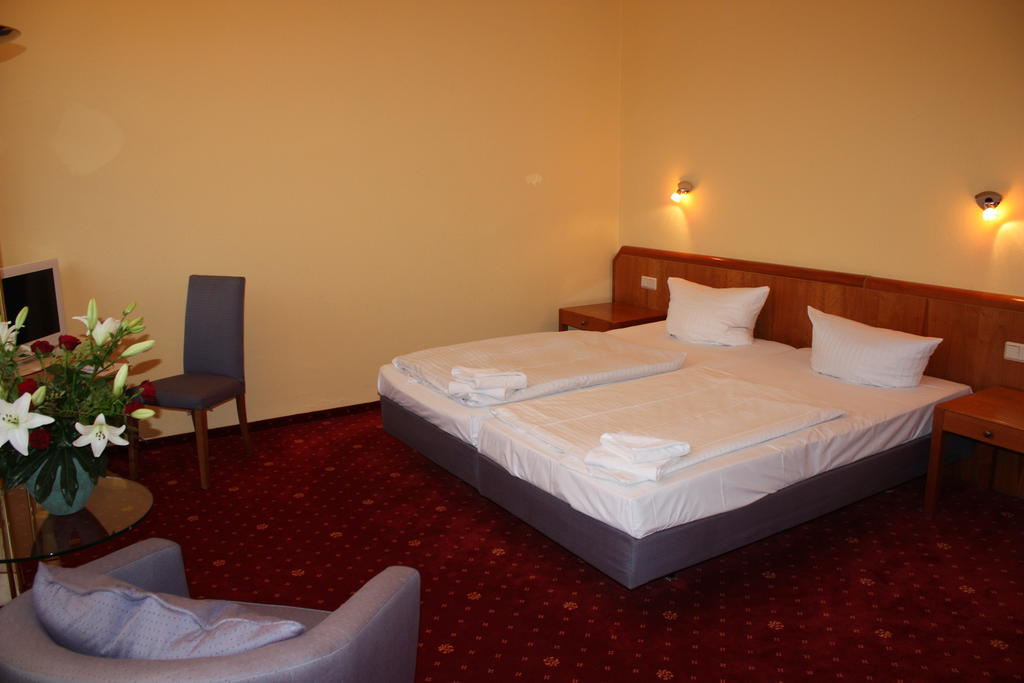 Hotel Stubenberg Gernrode  Quarto foto